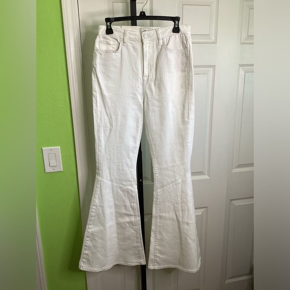 7 For All Mankind White Megaflare Jeans, size 28